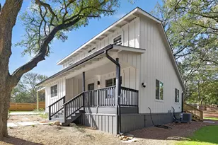 182 Helemano Dr, Bastrop, TX 78602 - Photo 5