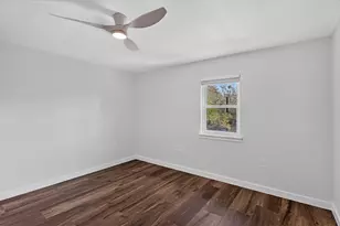 182 Helemano Dr, Bastrop, TX 78602 - Photo 31