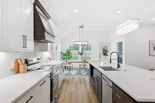 128 E Pauwela Ln, Bastrop, TX 78602 - Photo 17