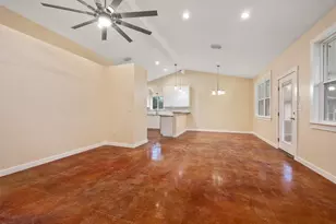 5 Quiet Meadow Cir, Wimberley, TX 78676 - Photo 15