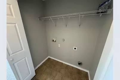 6733 Plains Crest Drive, Del Valle, TX 78617 - Photo 15