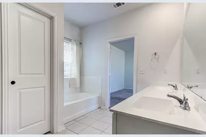 204 Oldbridge Drive, Hutto, TX 78634 - Photo 15