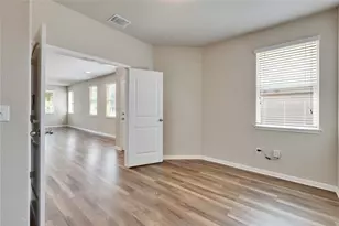 1701 Logan Dr, Round Rock, TX 78664 - Photo 19