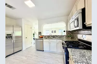 9802 Copper Creek Drive, Austin, TX 78729 - Photo 15