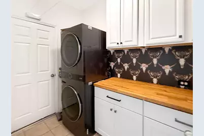 803 Meadow Bluff Court, Round Rock, TX 78665 - Photo 19