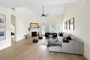 803 Meadow Bluff Ct, Round Rock, TX 78665 - Photo 7