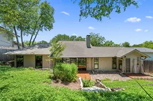 1702 Deerfield Dr, Austin, TX 78741 - Photo 27