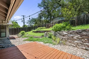 1702 Deerfield Dr, Austin, TX 78741 - Photo 29