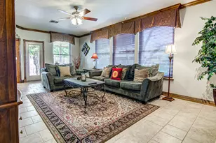 7712 Earp Way, Austin, TX 78729 - Photo 15