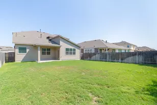 205 Falkland St, Hutto, TX 78634 - Photo 37