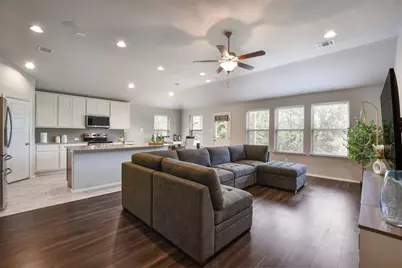 21510 Paine Avenue, Lago Vista, TX 78645 - Photo 9