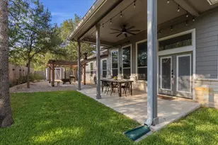 137 S Pohakea Dr, Bastrop, TX 78602 - Photo 31