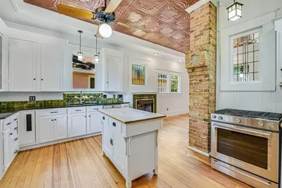 1006 Shelley Avenue, Austin, TX 78703 - Photo 11