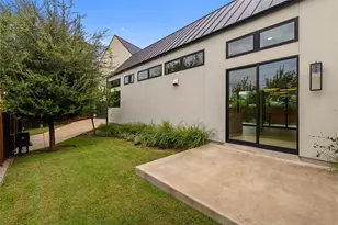 2116 Kenwood Ave, Austin, TX 78704 - Photo 27