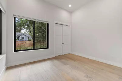 2116 Kenwood Avenue, Austin, TX 78704 - Photo 21