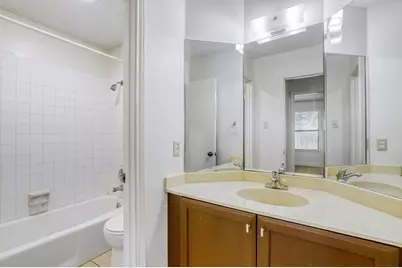 7806 Chimayo Cove #B, Austin, TX 78729 - Photo 9