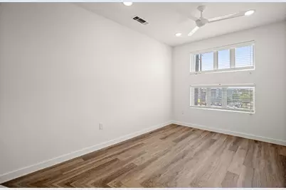 6324 N Lamar Boulevard #322, Austin, TX 78752 - Photo 13