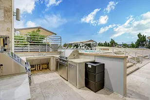 300 Bowie St, Austin, TX 78703 - Photo 17