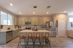 104 Kahalulu Dr, Bastrop, TX 78602 - Photo 7