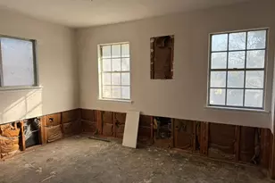 8702 Bridgeport Dr, Austin, TX 78758 - Photo 17