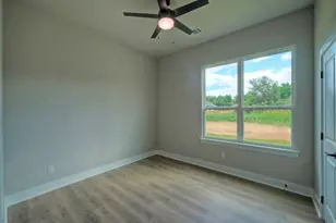139 Waimanalo Dr, Bastrop, TX 78602 - Photo 23