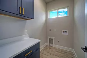 139 Waimanalo Dr, Bastrop, TX 78602 - Photo 23