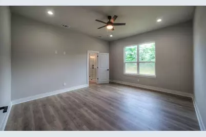 139 Waimanalo Drive, Bastrop, TX 78602 - Photo 17