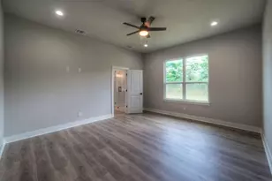 139 Waimanalo Dr, Bastrop, TX 78602 - Photo 17