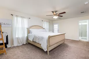 203 Combe Dr, Hutto, TX 78634 - Photo 13