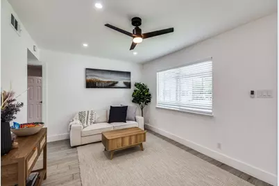 1200 E 52nd Street #205, Austin, TX 78723 - Photo 11