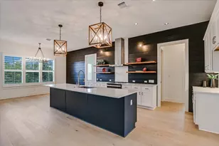 935 Wesley Ridge Dr, Spicewood, TX 78669 - Photo 15