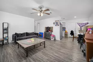 411 Thelma Dr, Austin, TX 78745 - Photo 3