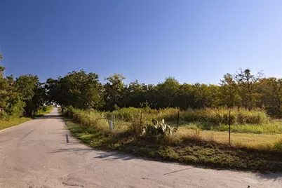 1329 Old Colony Line Road, Dale, TX 78616 - Photo 9