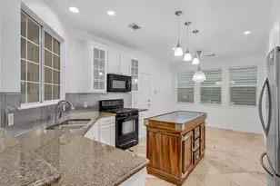 2606 Kinney Oaks Ct, Austin, TX 78704 - Photo 5