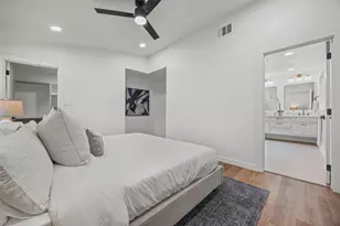9219 Hunters Trace E, Austin, TX 78758 - Photo 9