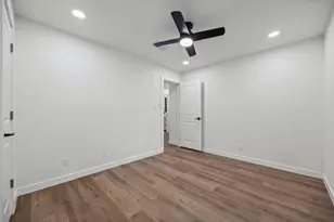 9219 Hunters Trace E, Austin, TX 78758 - Photo 17