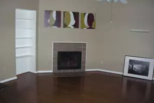 915 W 23rd St, Austin, TX 78705 - Photo 3