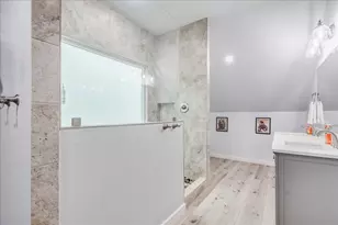 302 Guadalupe River Dr, Seguin, TX 78155 - Photo 29