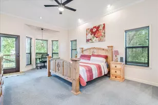 302 Guadalupe River Dr, Seguin, TX 78155 - Photo 17