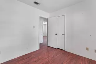 1113 Lawson Ln, Austin, TX 78702 - Photo 13