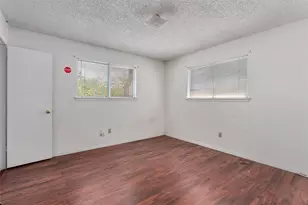 1113 Lawson Ln, Austin, TX 78702 - Photo 9