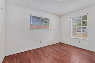 1113 Lawson Ln, Austin, TX 78702 - Photo 15