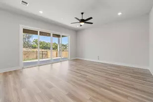 321 Smoke Signal Ct, Liberty Hill, TX 78642 - Photo 11