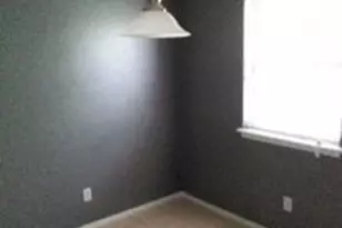 1320 Wilson St, Lockhart, TX 78644 - Photo 7