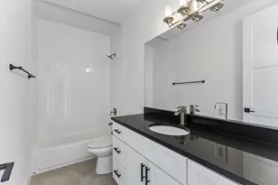 1130 Spur St, Austin, TX 78721 - Photo 23