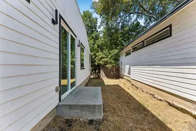 1130 Spur Street #A, Austin, TX 78721 - Photo 31