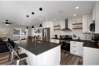 2613 Carnarvon Lane, Austin, TX 78704 - Photo 7