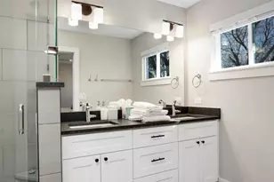 2613 Carnarvon Ln, Austin, TX 78704 - Photo 17