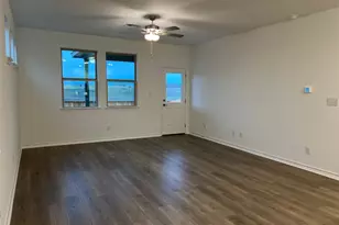 497 Papaya Dr, Buda, TX 78610 - Photo 15