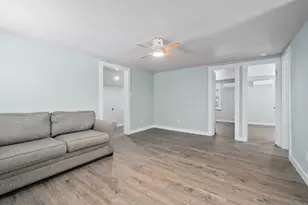 248 Post Oak Ln, Rockport, TX 78382 - Photo 5